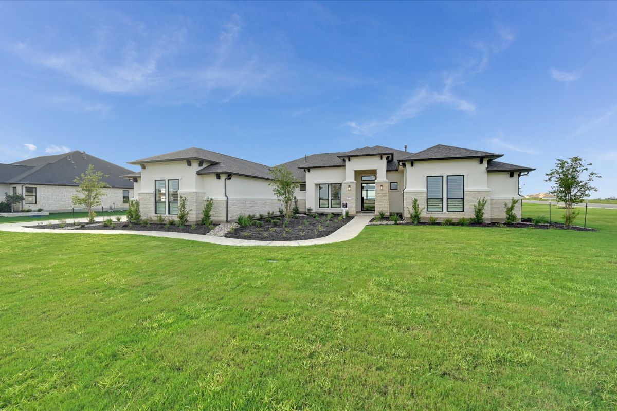 Exterior modern home image built by Giddens Homes in Leander, TX